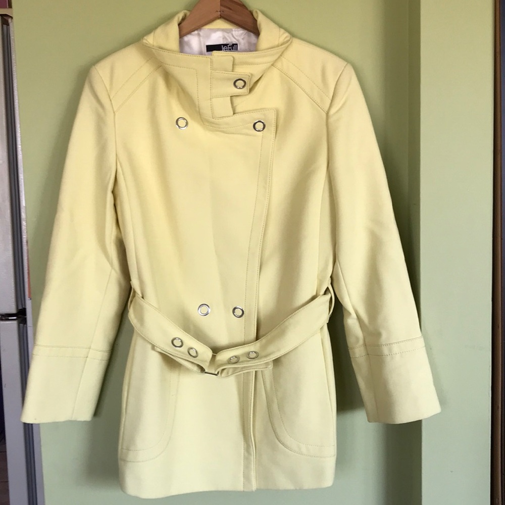 Yellow Women’s Jacket USA size6